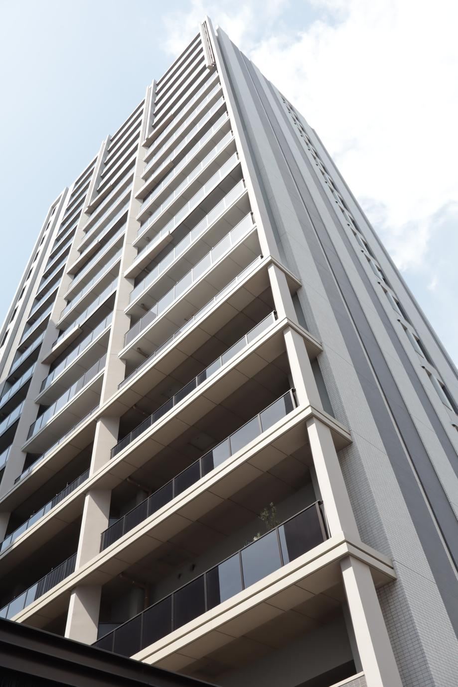 3LDK+S apartment in Aoi Ward, Shizuoka - Photo 1