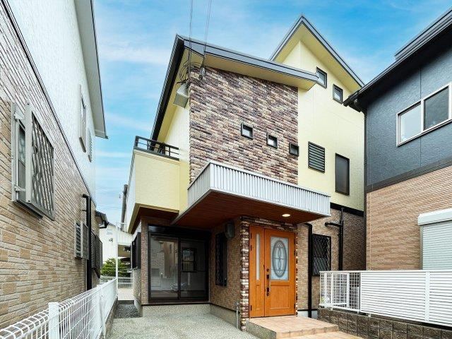 3LDK+S house in Nishinomiya, Hyogo - Photo 1