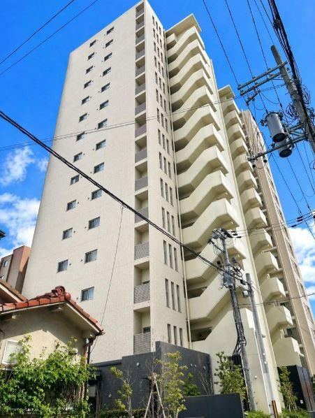 3LDK apartment in Sumiyoshi Ward, Osaka - Photo 1