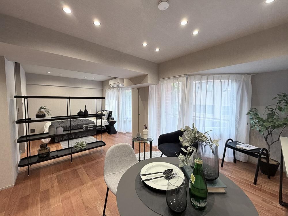 1K apartment in Minato Ward, Tokyo - Photo 1