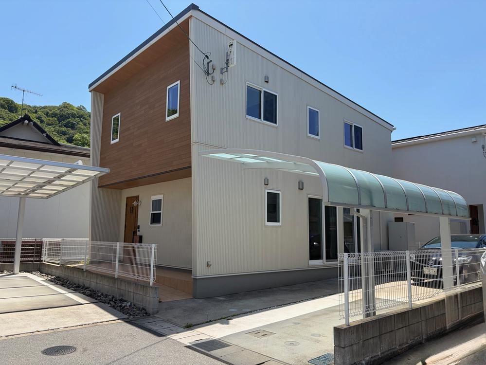 3LDK+S house in Kure, Hiroshima - Photo 1
