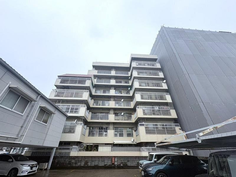 2DK apartment in Kochi, Kochi - Photo 1