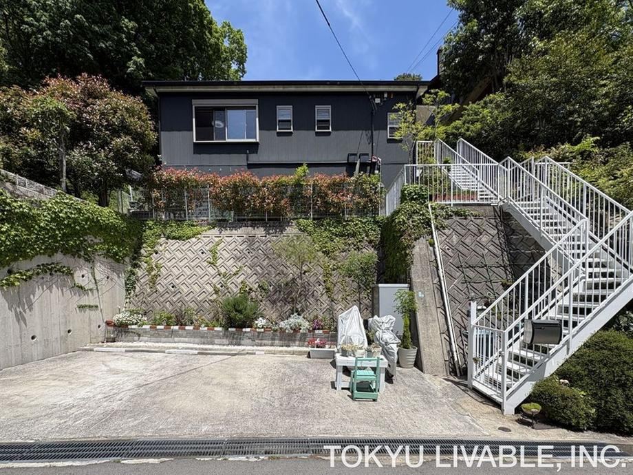 4LDK house in Nishinomiya, Hyogo - Photo 1