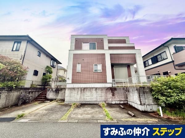 4LDK house in Nishi Ward, Fukuoka - Photo 1
