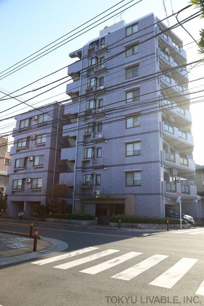 2LDK apartment in Nerima Ward, Tokyo - Photo 1