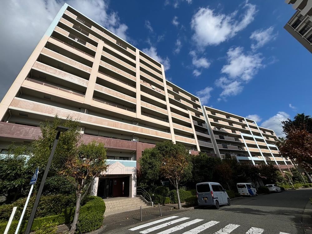 4LDK apartment in Sasaguri, Kasuya District, Fukuoka - Photo 1