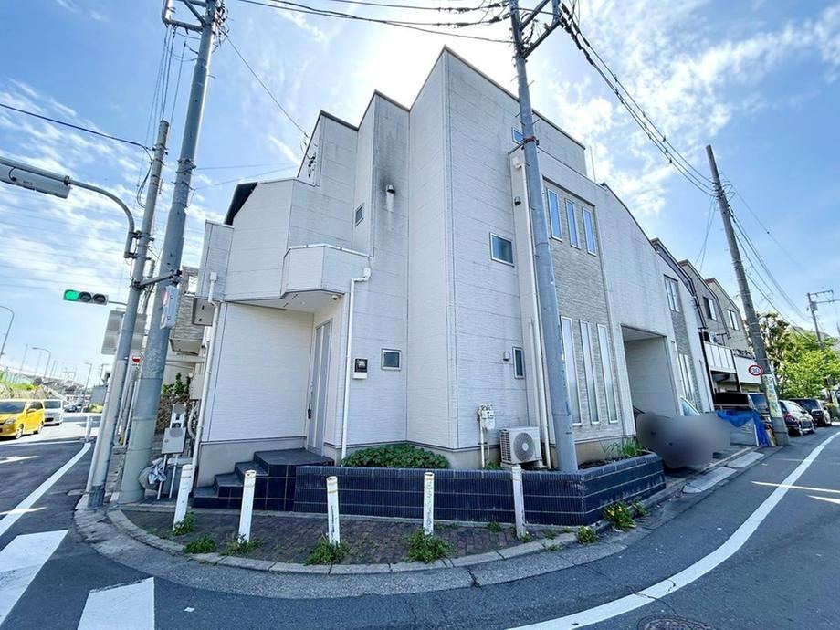 3LDK+S house in Itabashi Ward, Tokyo - Photo 1
