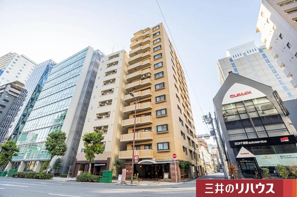 3LDK+S apartment in Chuo Ward, Osaka - Photo 1
