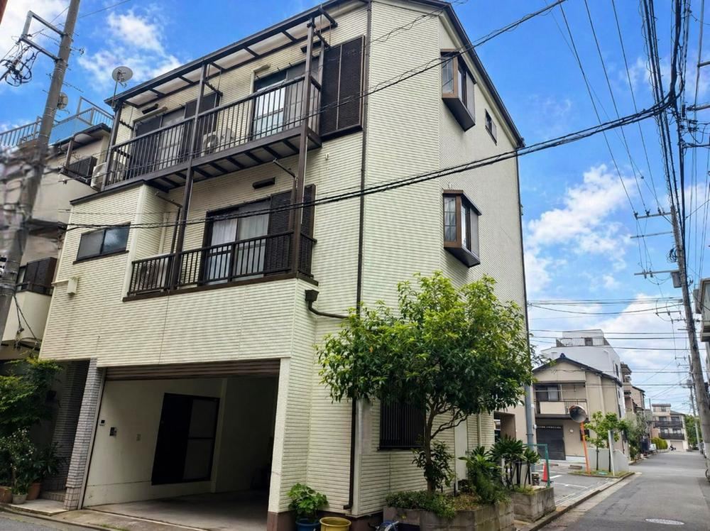 4LDK house in Edogawa Ward, Tokyo - Photo 1