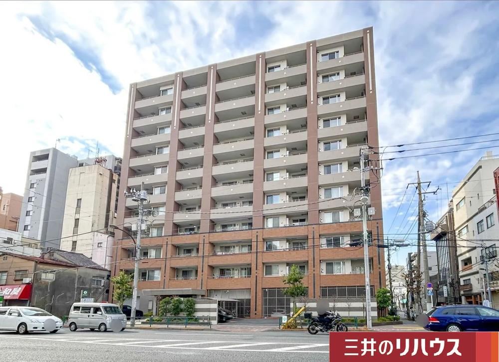3LDK apartment in Sumida Ward, Tokyo - Photo 1
