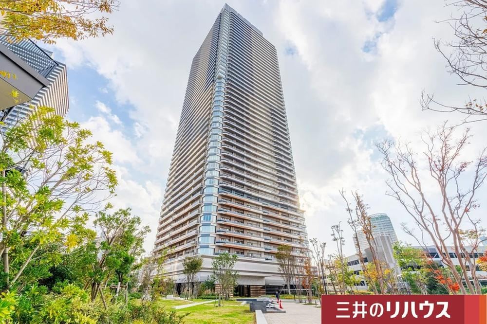 3LDK apartment in Mihama Ward, Chiba - Photo 1