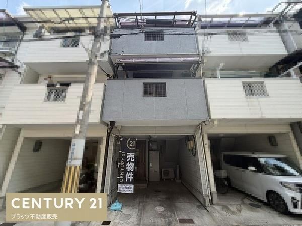 5LDK house in Neyagawa, Osaka - Photo 1