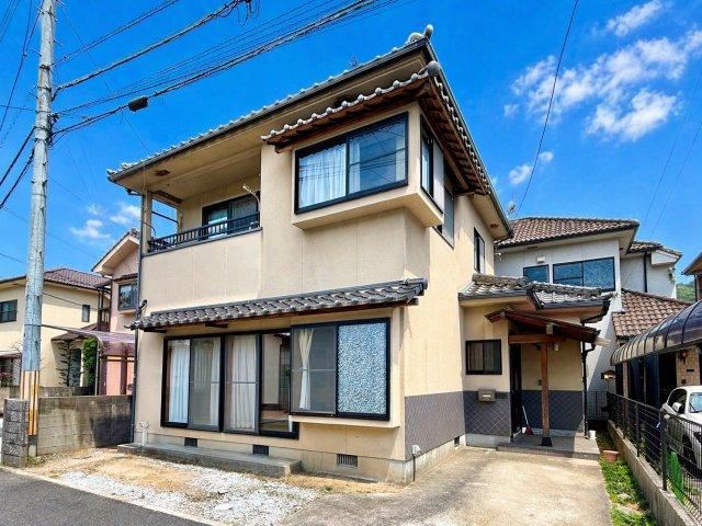 5DK house in Higashi Ward, Hiroshima - Photo 1