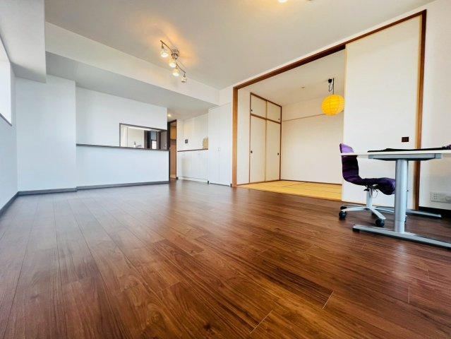4LDK+S apartment in Arakawa Ward, Tokyo - Photo 1