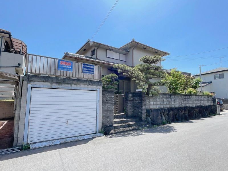 5LDK house in Higashi Ward, Sakai, Osaka - Photo 1
