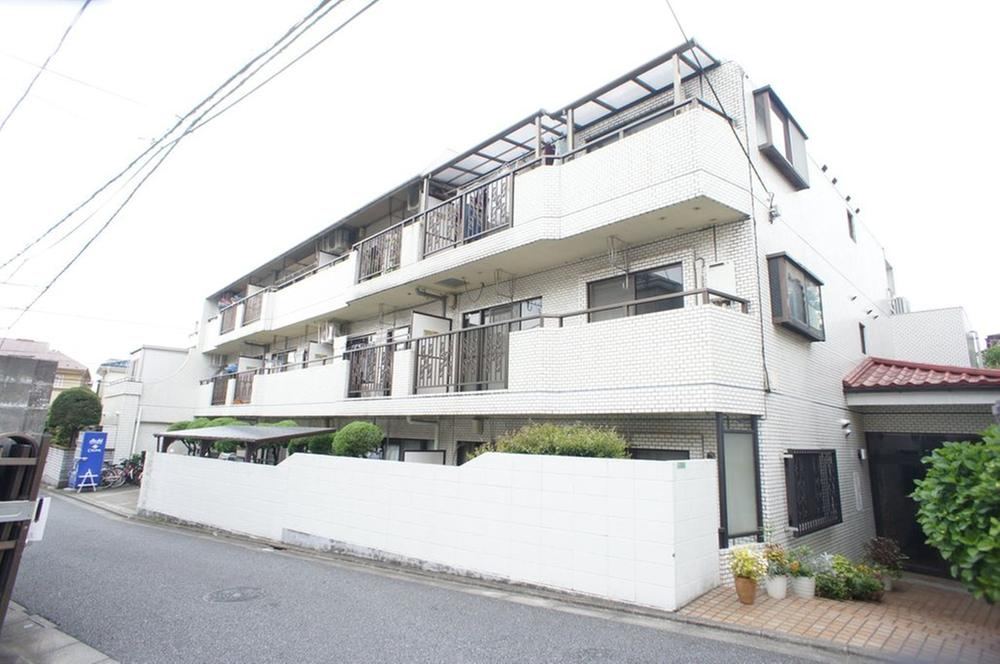 3DK apartment in Nerima Ward, Tokyo - Photo 1