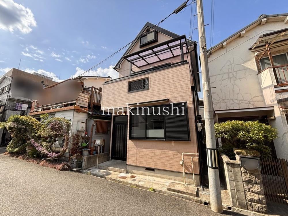 3LDK house in Matsubara, Osaka - Photo 1