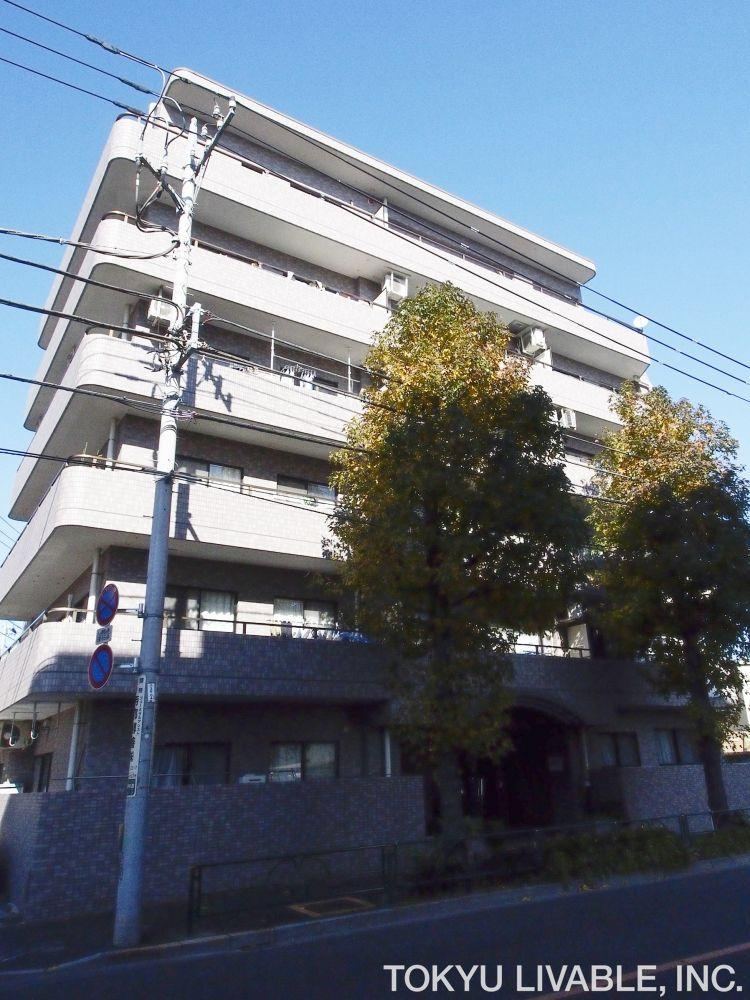 2LDK apartment in Nakano Ward, Tokyo - Photo 1