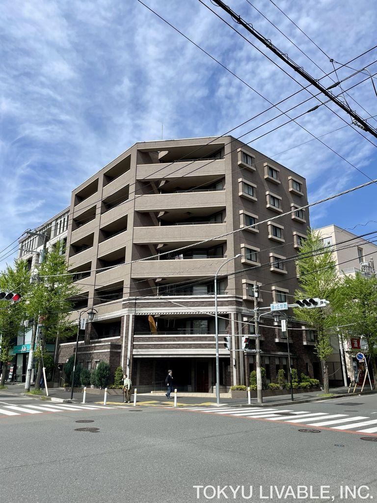 2LDK apartment in Aoba Ward, Yokohama, Kanagawa - Photo 1