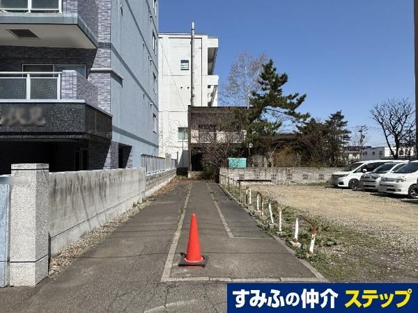 329 m² land in Chuo Ward, Sapporo, Hokkaido - Photo 1