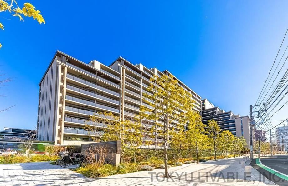 3LDK apartment in Toshima Ward, Tokyo - Photo 1
