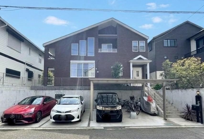 3LDK+S house in Yamato, Kanagawa - Photo 1