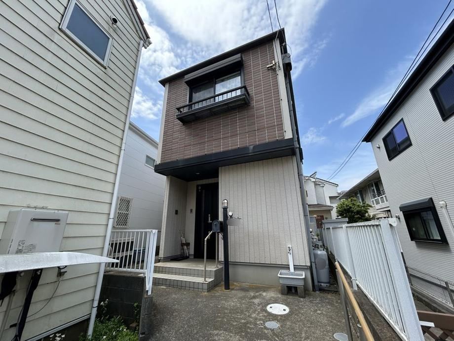 4LDK house in Chigasaki, Kanagawa - Photo 1
