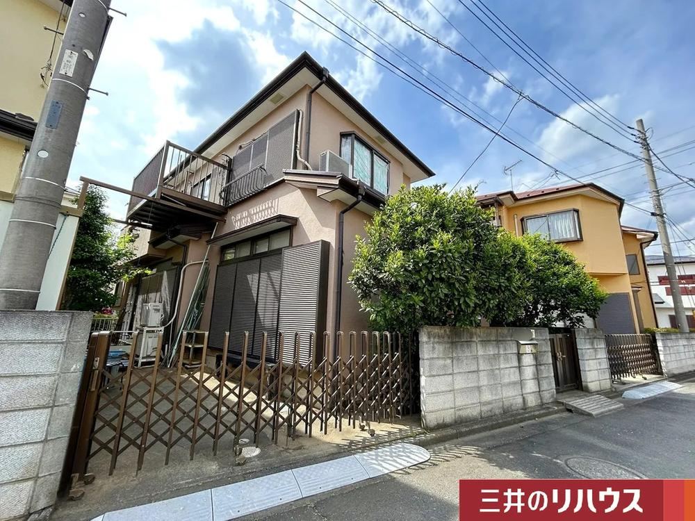 4LDK house in Sakado, Saitama - Photo 1