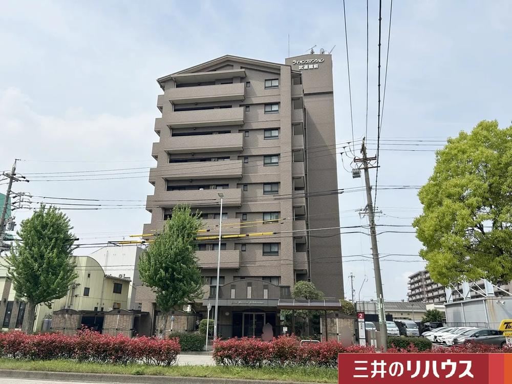 3LDK apartment in Minato Ward, Nagoya, Aichi - Photo 1