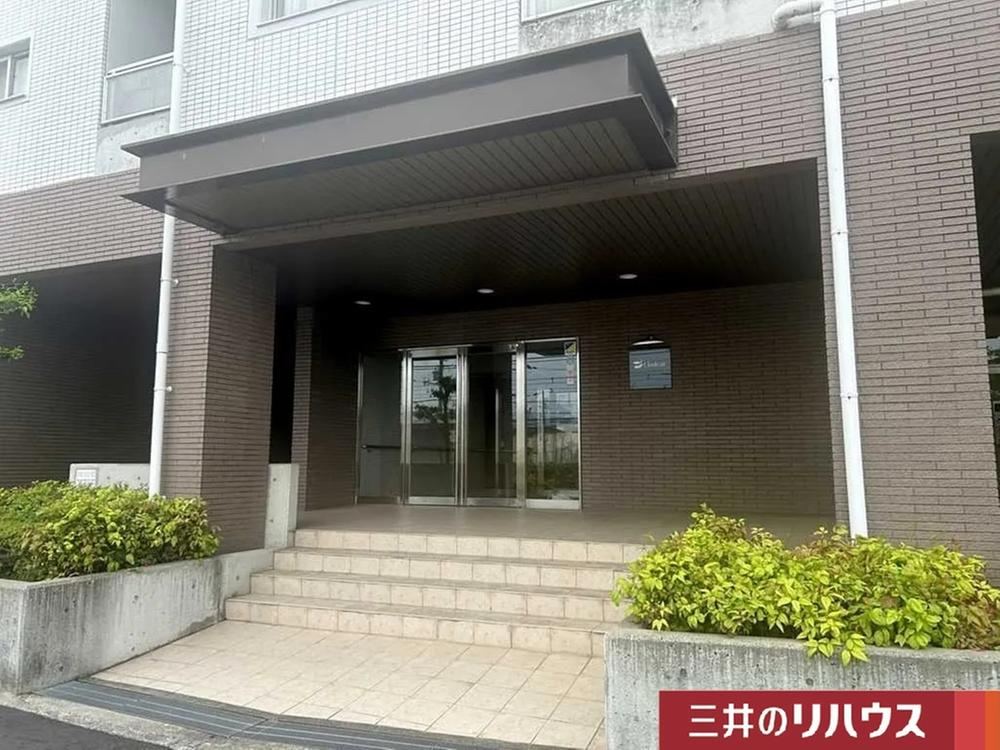3LDK apartment in Osakasayama, Osaka - Photo 1