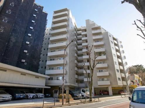 3LDK apartment in Musashino, Tokyo - Photo 1