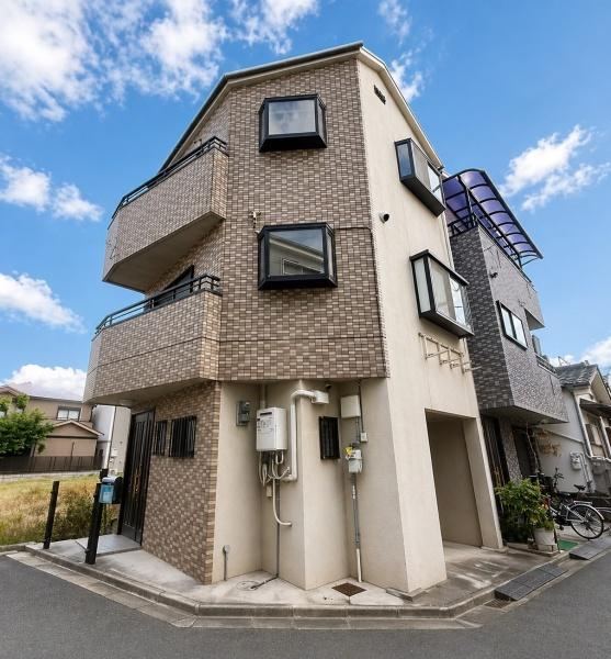 3DK house in Higashiosaka, Osaka - Photo 1