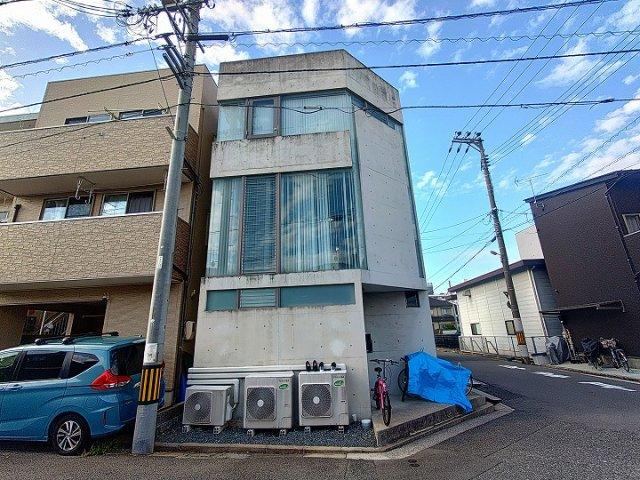 1LDK+S house in Naka Ward, Hiroshima - Photo 1