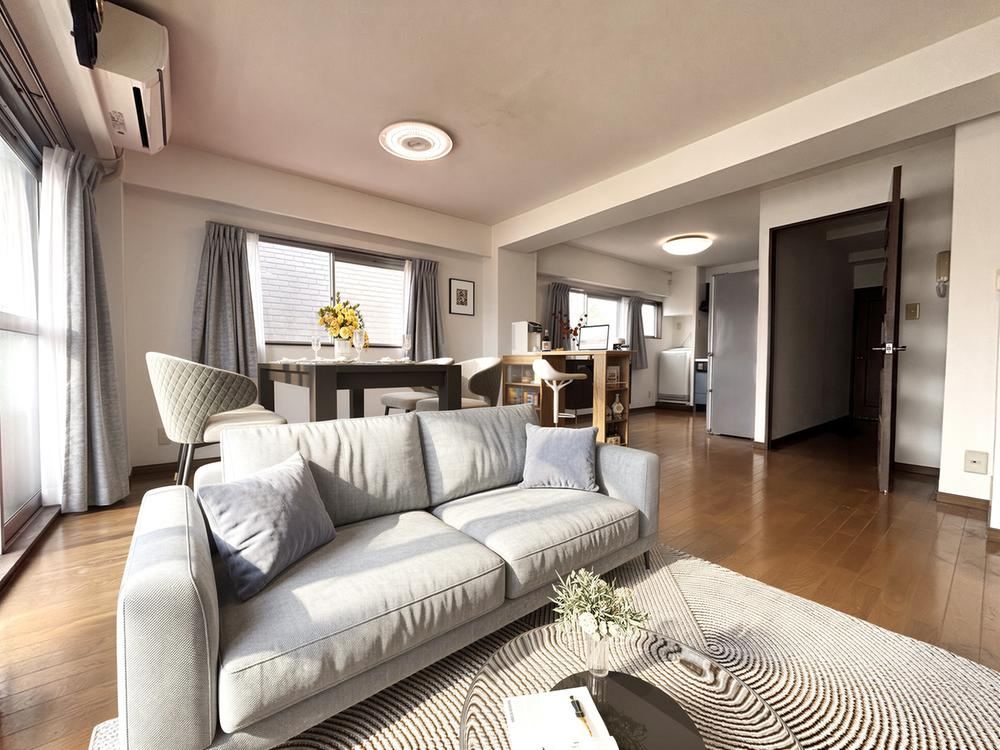 3LDK apartment in Fuchu, Tokyo - Photo 1