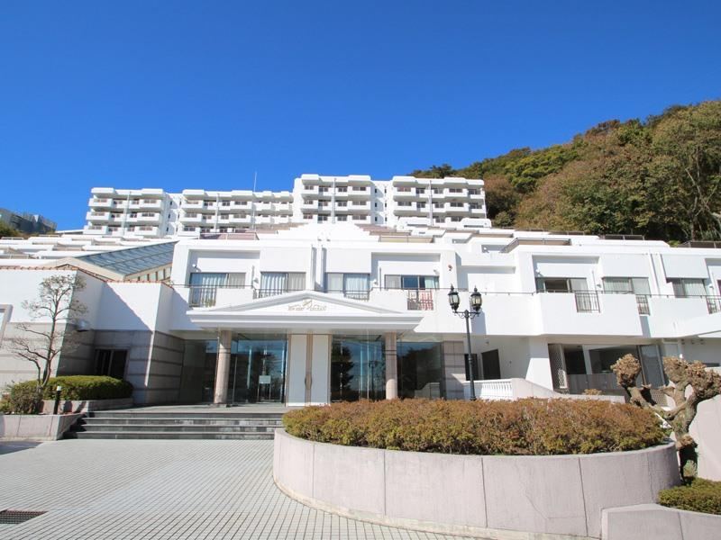 1LDK+S apartment in Atami, Shizuoka - Photo 1