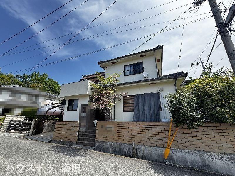 4LDK+S house in Kaita, Aki District, Hiroshima - Photo 1