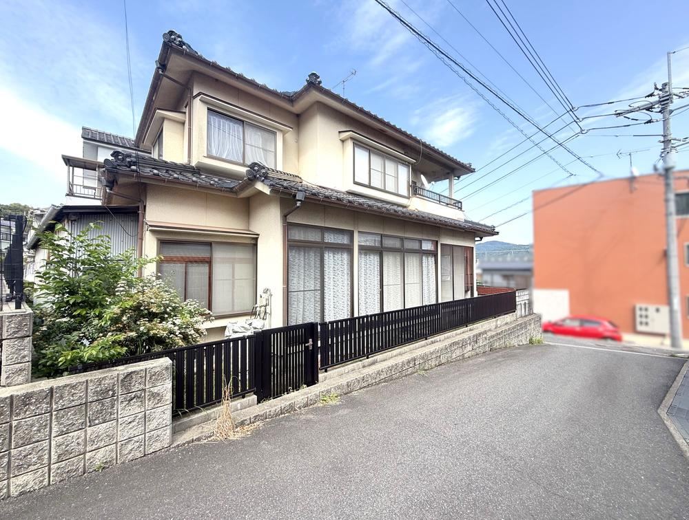 6DK house in Asaminami Ward, Hiroshima - Photo 1