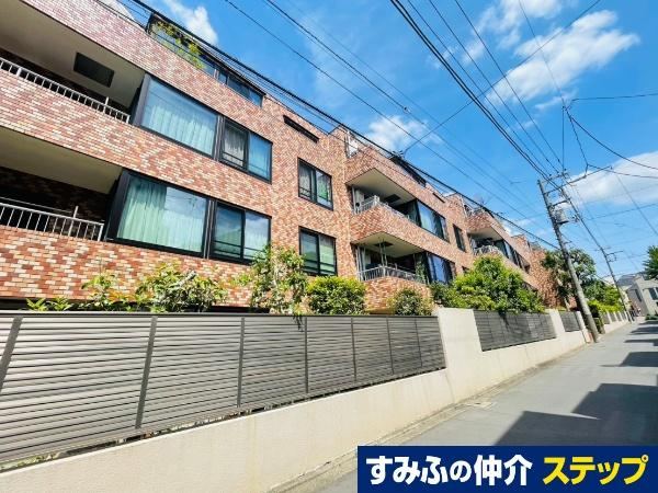 3LDK+S apartment in Setagaya Ward, Tokyo - Photo 1