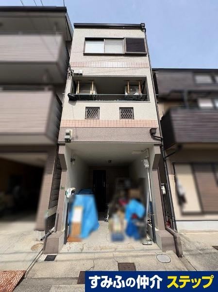 3LDK house in Konohana Ward, Osaka - Photo 1