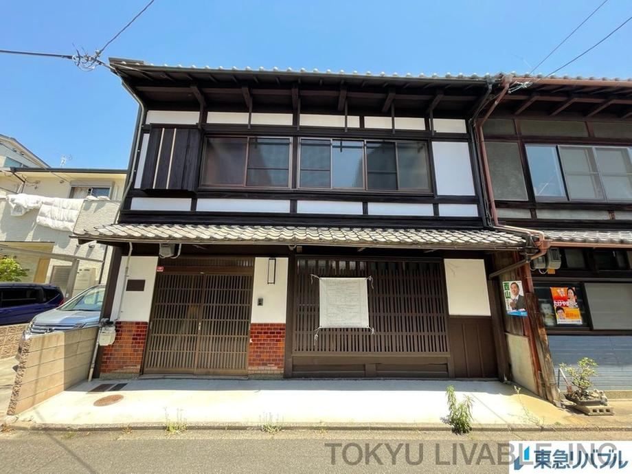 6DK house in Shimogyo Ward, Kyoto - Photo 1