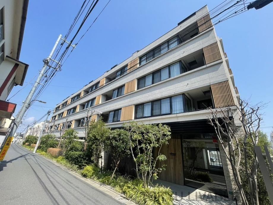 2LDK apartment in Toshima Ward, Tokyo - Photo 1