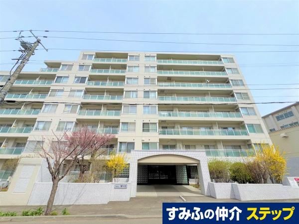2LDK apartment in Chuo Ward, Sapporo, Hokkaido - Photo 1