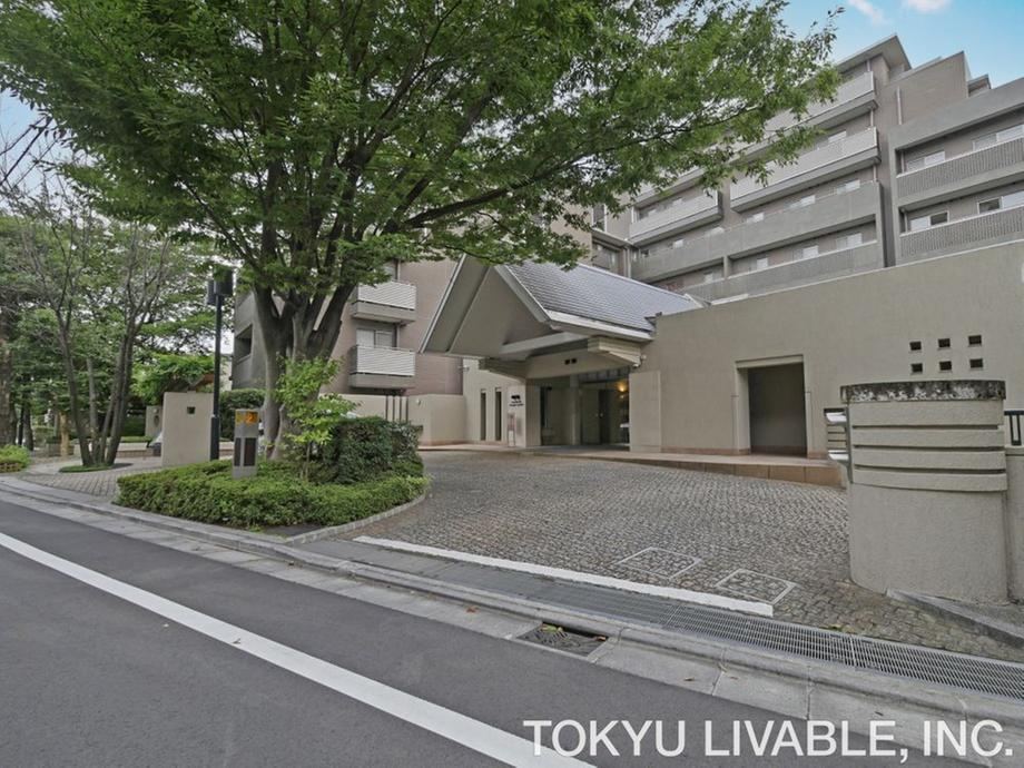 3LDK apartment in Setagaya Ward, Tokyo - Photo 1