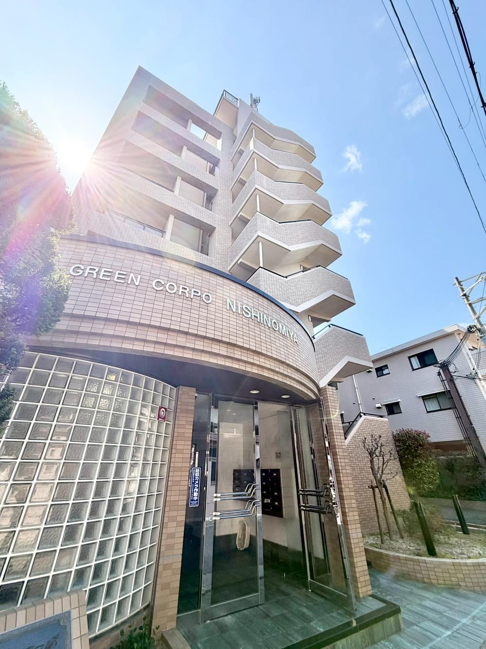 3LDK apartment in Nishinomiya, Hyogo - Photo 1