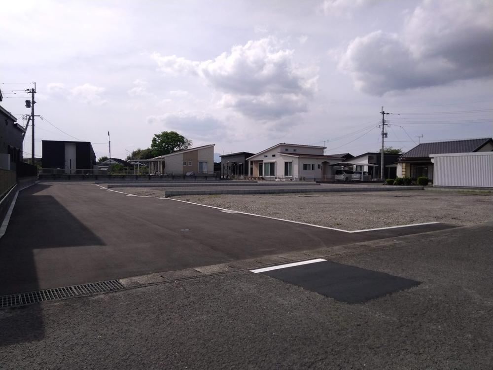 301 m² land in Miyakonojo, Miyazaki - Photo 1