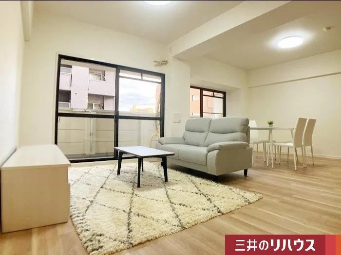 2LDK apartment in Naka Ward, Hiroshima - Photo 1