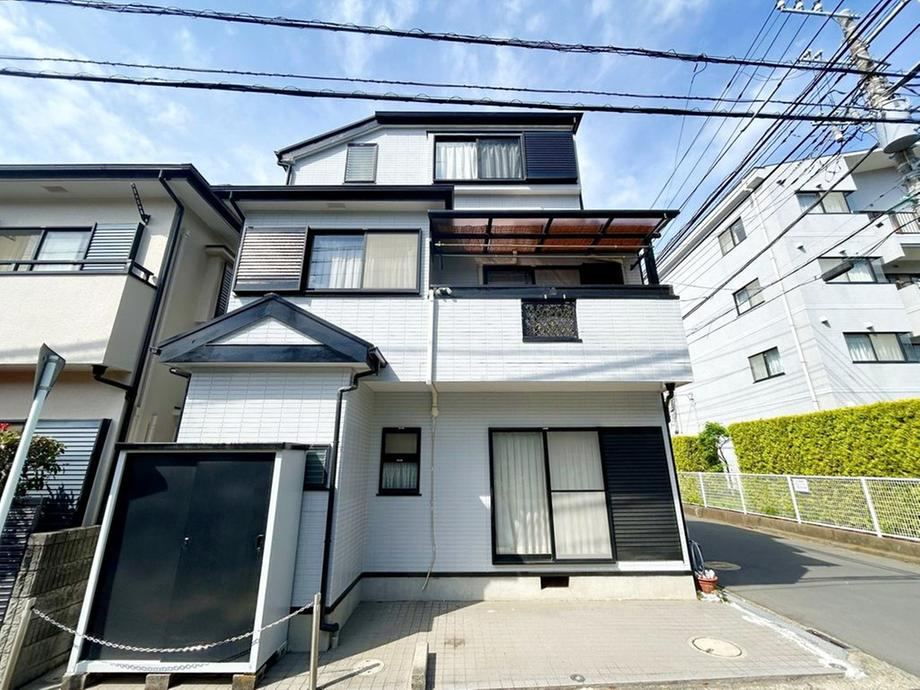 3LDK house in Kohoku Ward, Yokohama, Kanagawa - Photo 1