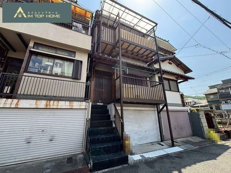 5DK house in Higashiosaka, Osaka - Photo 1