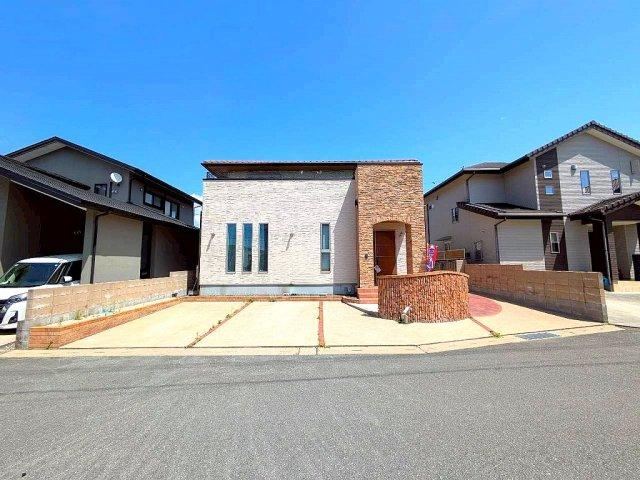 3LDK house in Kurume, Fukuoka - Photo 1