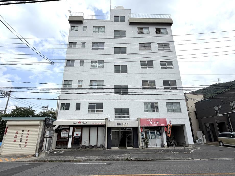 2LDK apartment in Kaita, Aki District, Hiroshima - Photo 1